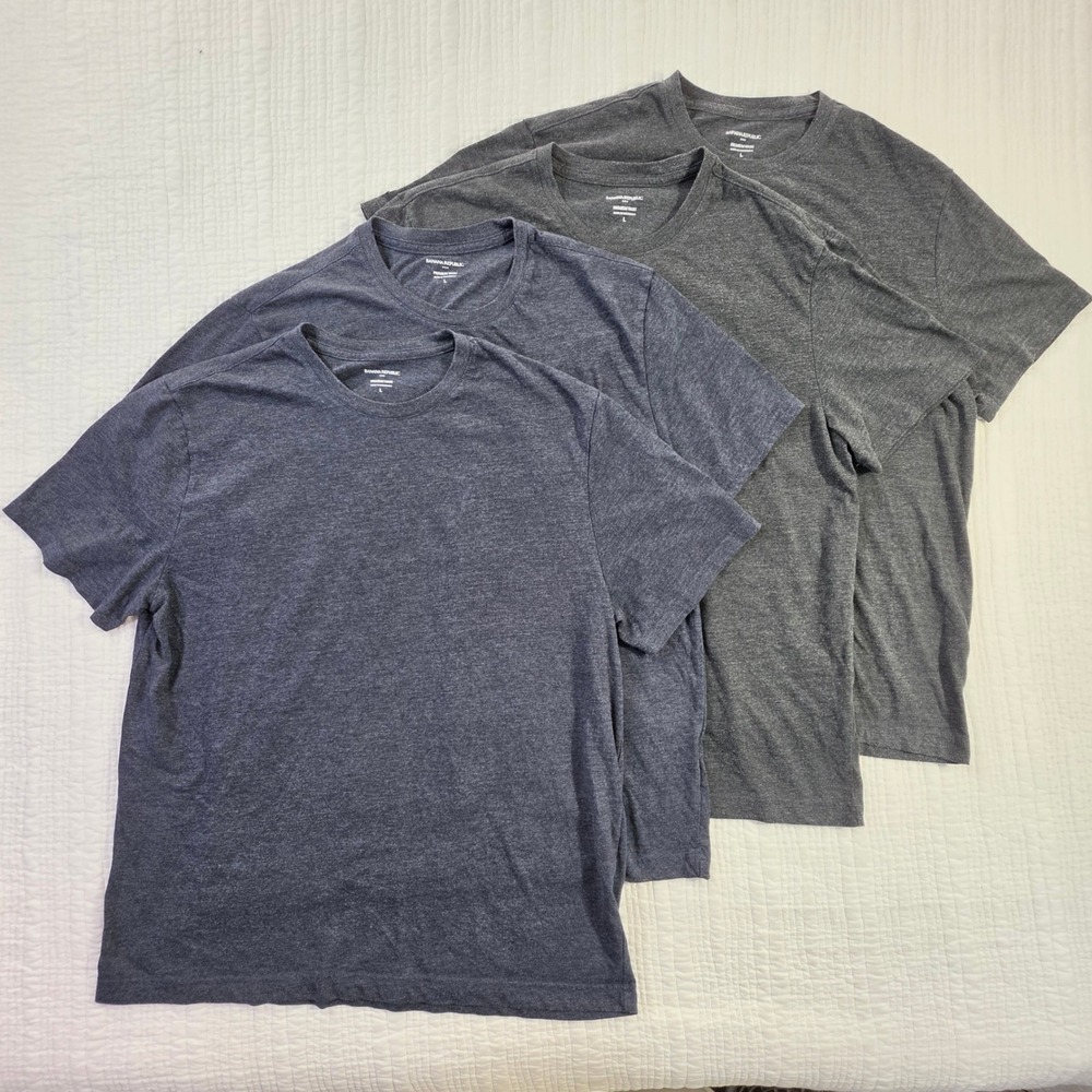 Banana Republic Mens Premium Wash T-Shirt Bundle 4 Pack Navy Charcoal Large EUC